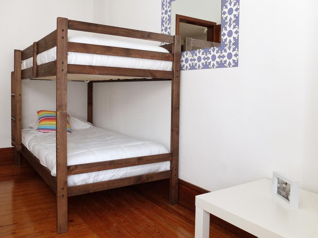 Oc Salon Charm Hostel & Suites Aveiro Room photo